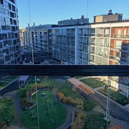 New Studio Cherry Near Helsinki Airport In Kivistoe Vanda Exteriör bild