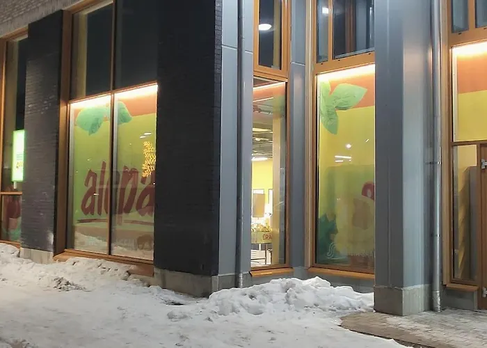 New Studio Cherry Near Helsinki Airport In Kivistoe