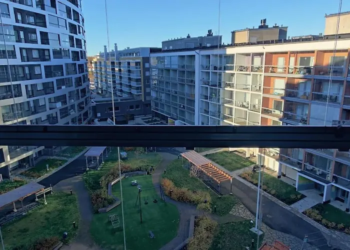 New Studio Cherry Near Helsinki Airport In Kivistoe